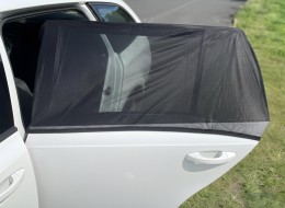Oldalsó autóablak napellenző / ajtóhuzat CAR SUNSHADE SET 1, méret S, 2 db
