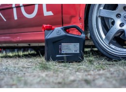 Műanyag kanna MECHANIC FUEL CANISTER 5L, fekete