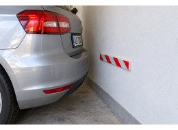 Öntapadós hab csíkvédő garázsba CAR PARK GUARD STRIP 1, 41x7,5x1,5 cm, 2 db