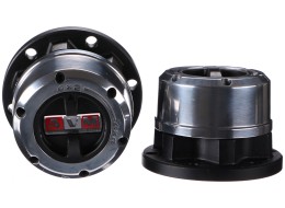 Szabadonfutó AVM 438 - Suzuki